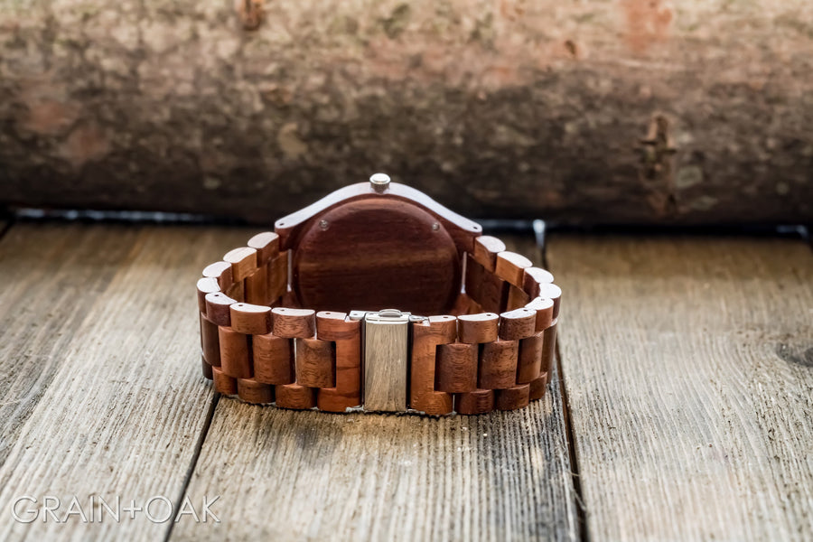 The Oliver Walnut | Set of 9 Groomsmen Watches Grain and Oak