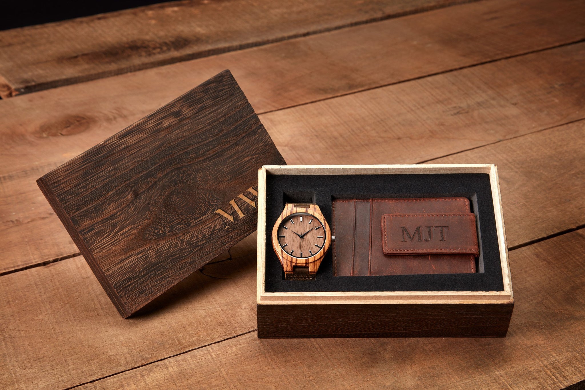 Personalized Gift Box Set - 3 Initials Engraving – Grain+Oak